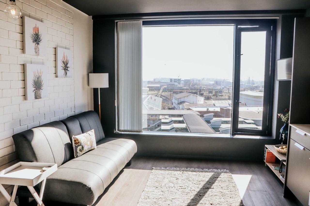 Apartment Wex1 - Modern, Iconic, Pool, Gym, Wifi, Secure Parking Cape Town