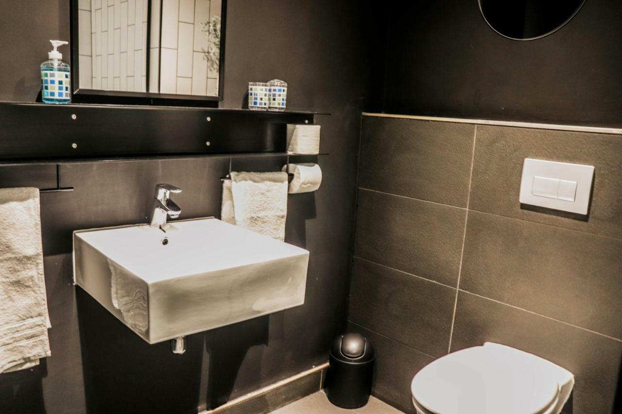 Wex1 - Modern, Iconic, Pool, Gym, Wifi, Secure Parking Cape Town