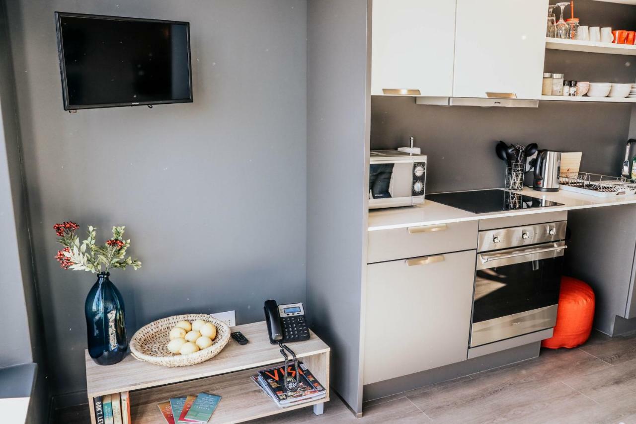 Apartment Wex1 - Modern, Iconic, Pool, Gym, Wifi, Secure Parking