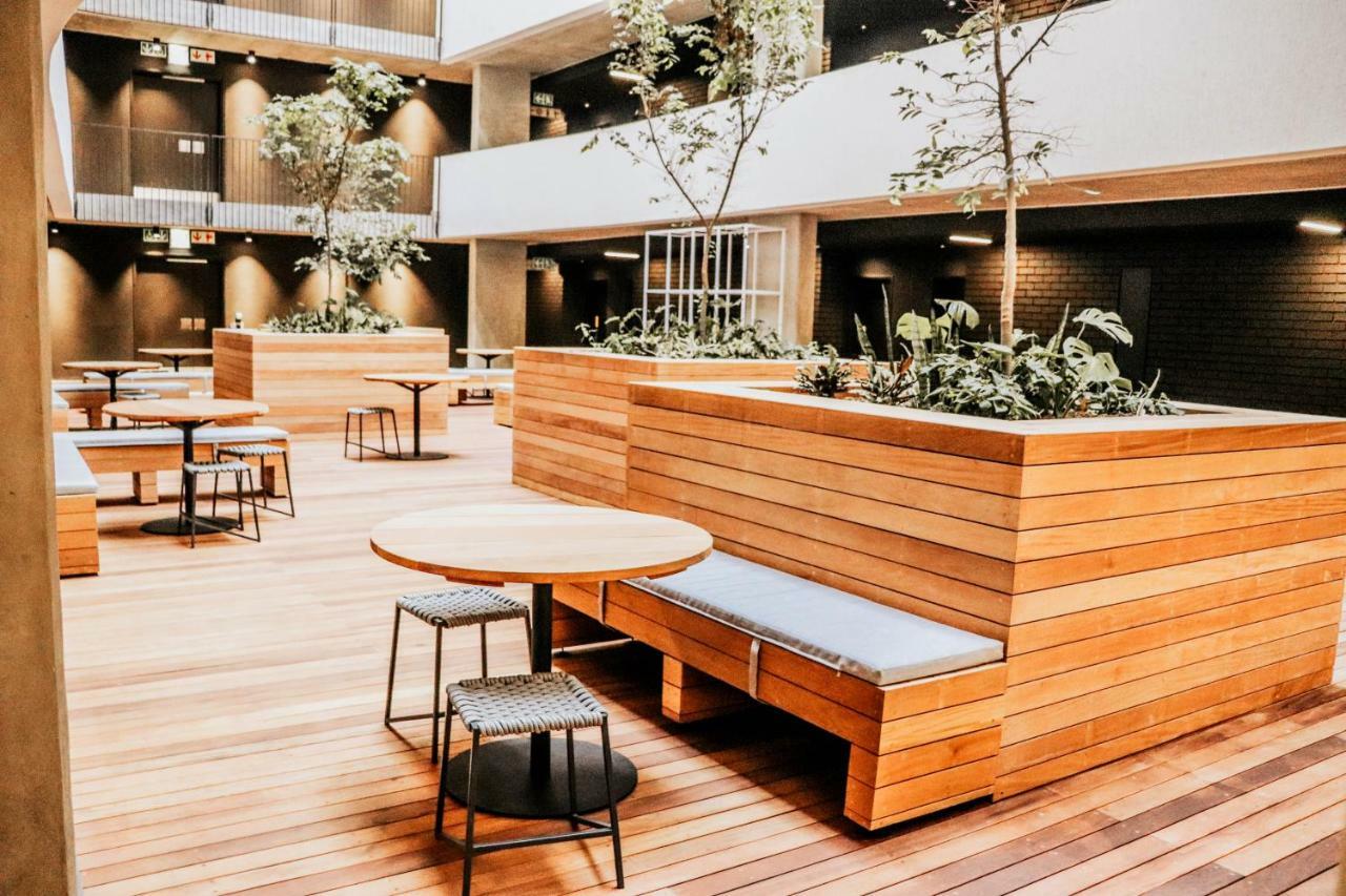 Wex1 - Modern, Iconic, Pool, Gym, Wifi, Secure Parking