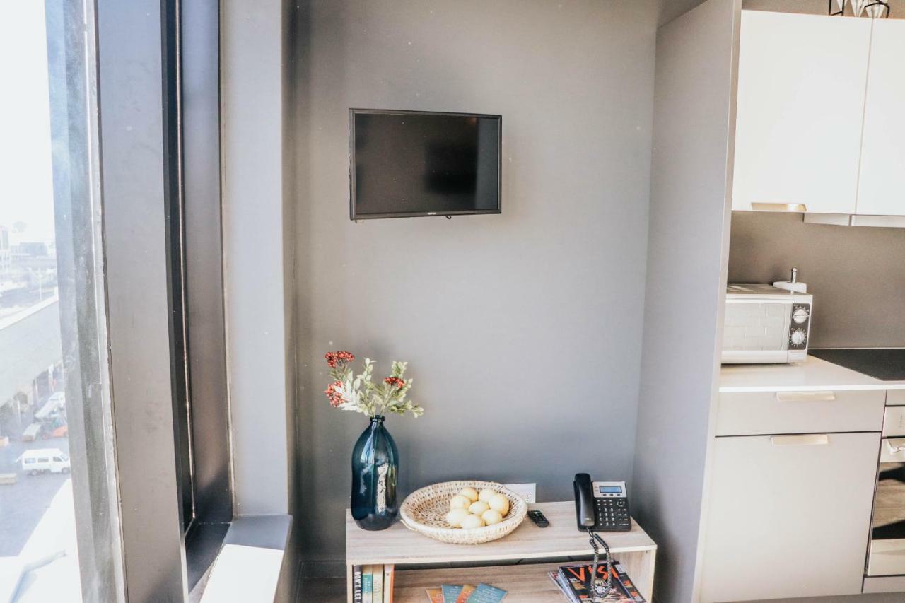 Wex1 - Modern, Iconic, Pool, Gym, Wifi, Secure Parking Cape Town