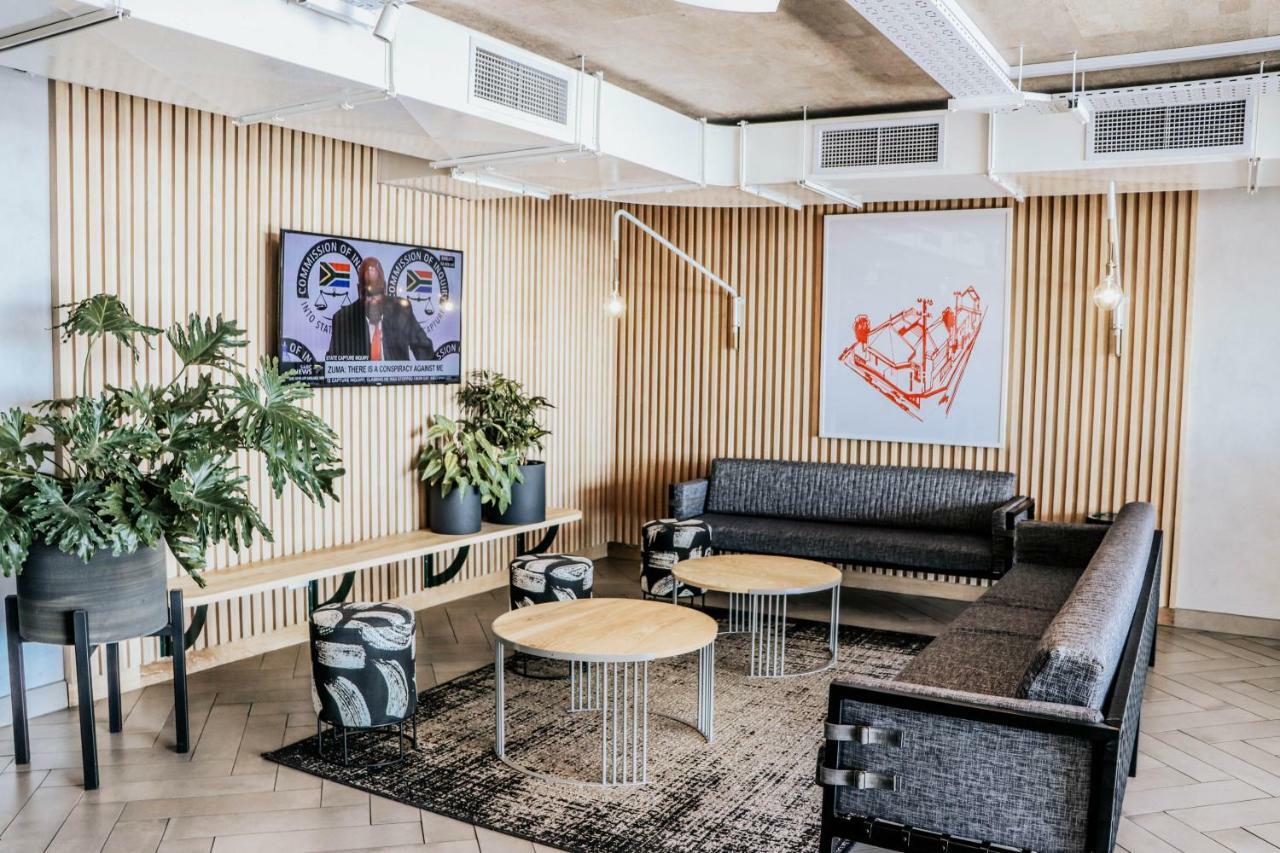 Wex1 - Modern, Iconic, Pool, Gym, Wifi, Secure Parking